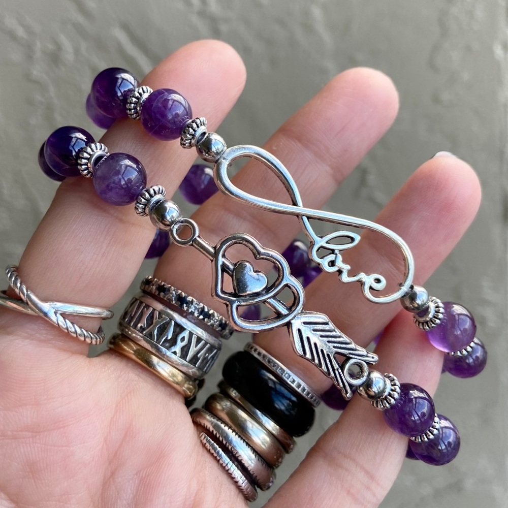 Amethyst heart arrow & infinity love set bracelets - Picture 3 of 10
